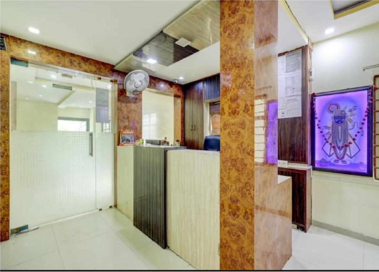 Hotel Krishna Palace Ahmedabad Eksteriør bilde