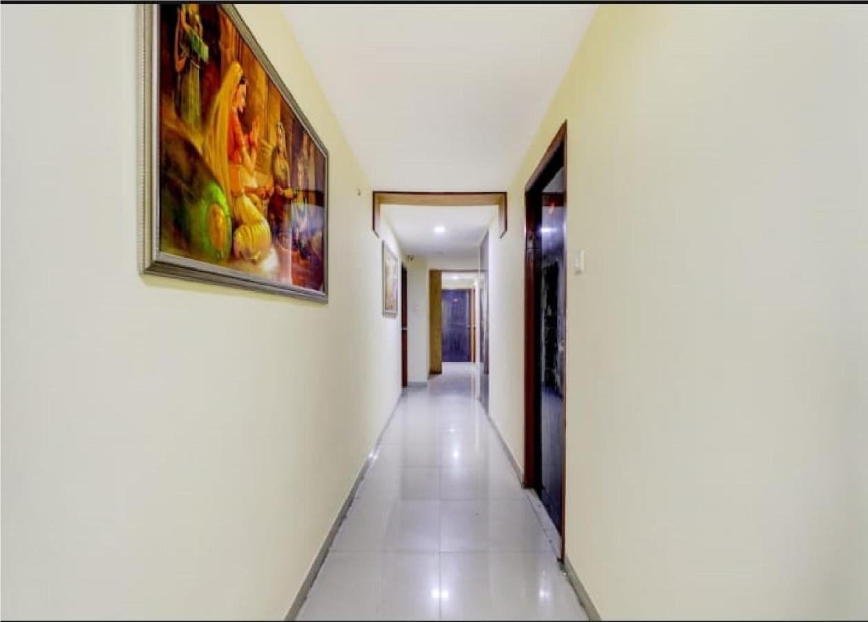 Hotel Krishna Palace Ahmedabad Eksteriør bilde