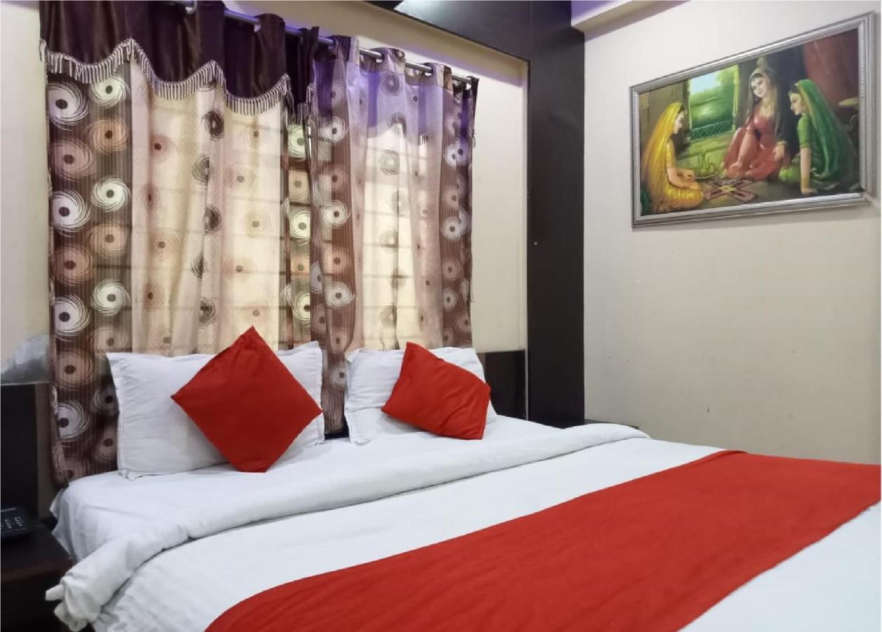 Hotel Krishna Palace Ahmedabad Eksteriør bilde