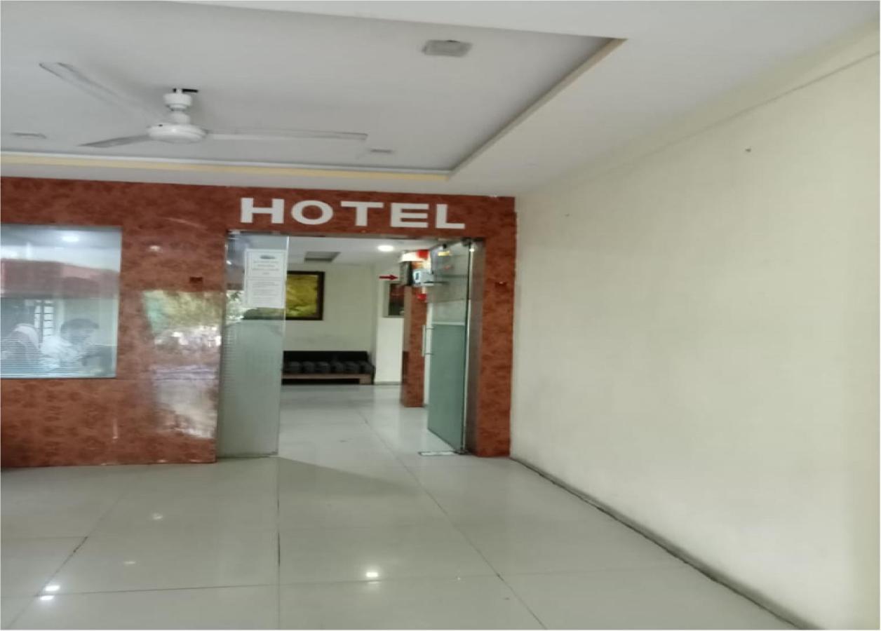Hotel Krishna Palace Ahmedabad Eksteriør bilde