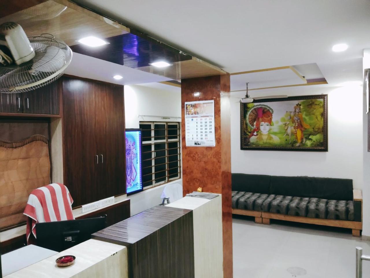 Hotel Krishna Palace Ahmedabad Eksteriør bilde