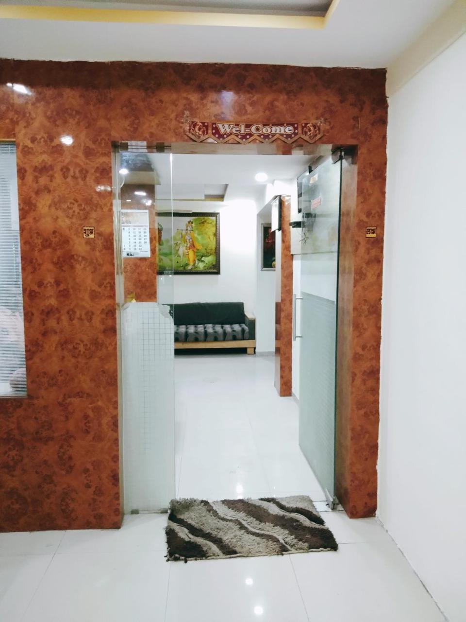 Hotel Krishna Palace Ahmedabad Eksteriør bilde